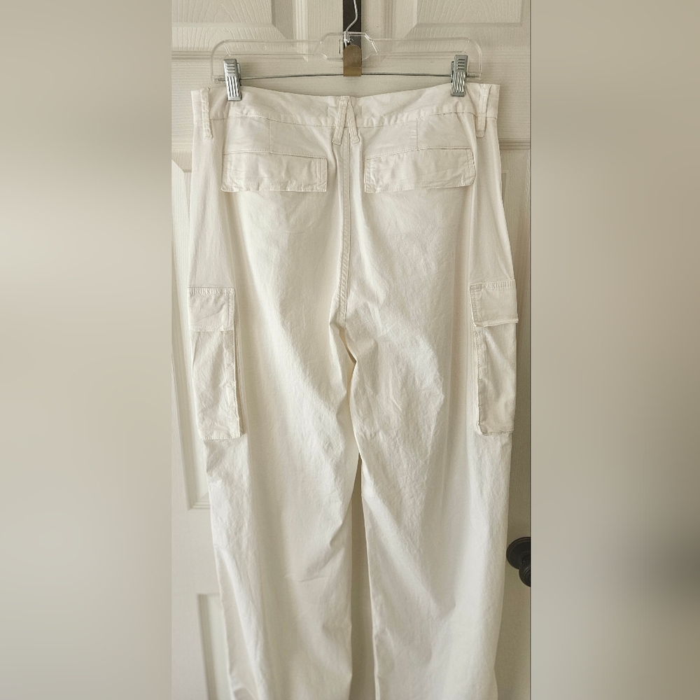 NWT Good American Womens Baggy Cargo Pants- White- Size 8 - Picture 10 of 15